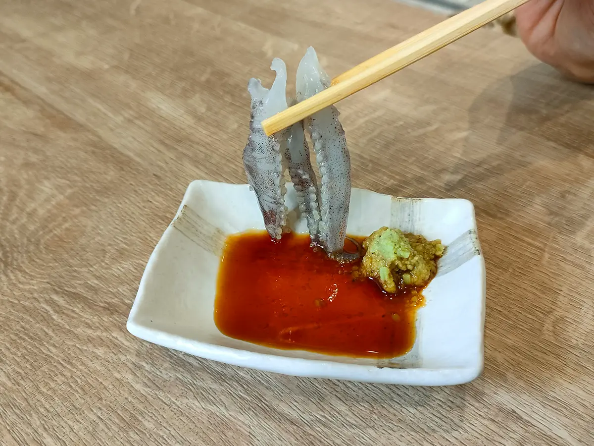 gyogyo　ぎょぎょ　ランチ　活スルメイカ定食　わさび