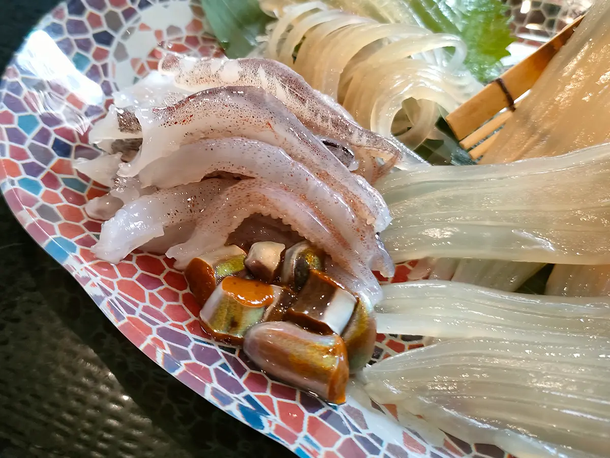 gyogyo　ぎょぎょ　ランチ　活スルメイカ定食　ゲソ　ゴロ